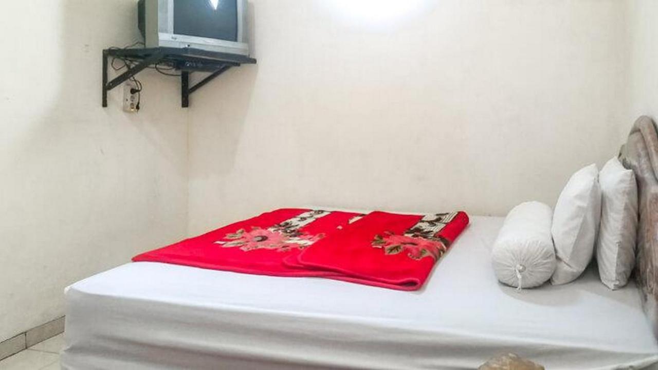 Villa Al Barokah Syariah Family Mitra Reddoorz Near Sarangan Lake Extérieur photo