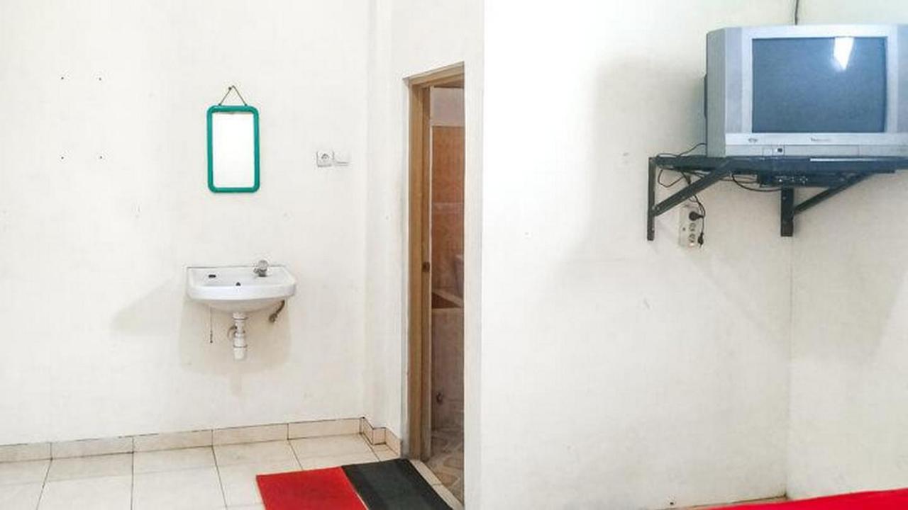 Villa Al Barokah Syariah Family Mitra Reddoorz Near Sarangan Lake Extérieur photo